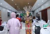 Rayakan Hari Ibu, IAD Babel Gelar Lomba Pakaian Adat Daerah