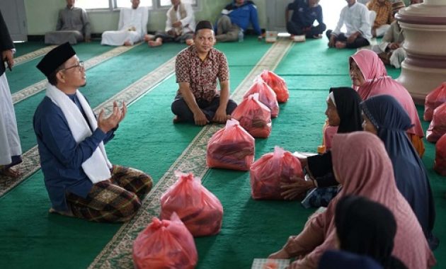 Bupati Bangka Tengah Salurkan Bantuan dari ASN Bangka Tengah