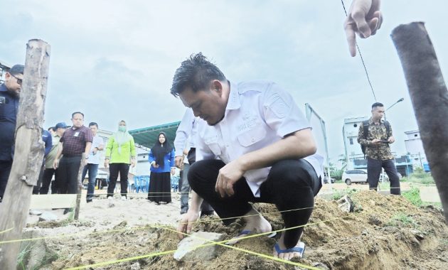 Peletakan Batu Pertama Tandai Pembangunan Mushola Al-Hidayah