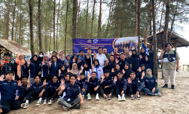 Pantai Tamberan Dipilih Mahasiswa SI ISB Atma Luhur Gelar Pelantikan