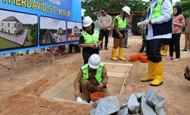 Riza Herdavid Terharu Saat Peletakan Batu Pertama Gedung Perpus Basel