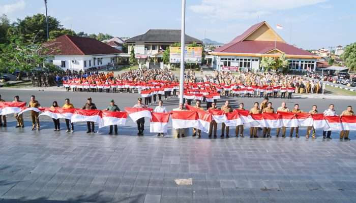 Sambut HUT RI, Pemkot Pangkalpinang Bagikan 2.421 Bendera ke Masyarakat