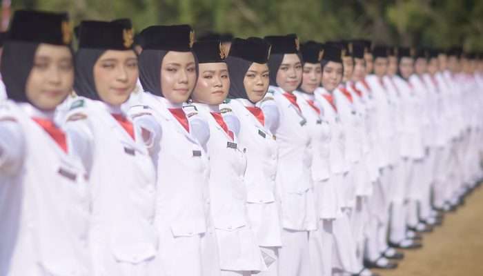 Sukses Kibar Bendera, Paskibraka Bangka Barat Mendapat Applause