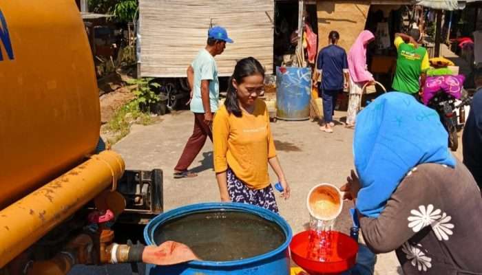 UPT PAM Basel Bantu Warga Dapatkan Air Bersih Gratis