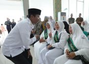 Pj Gubernur Babel Hadiri Wisuda Bersama 6 Agama