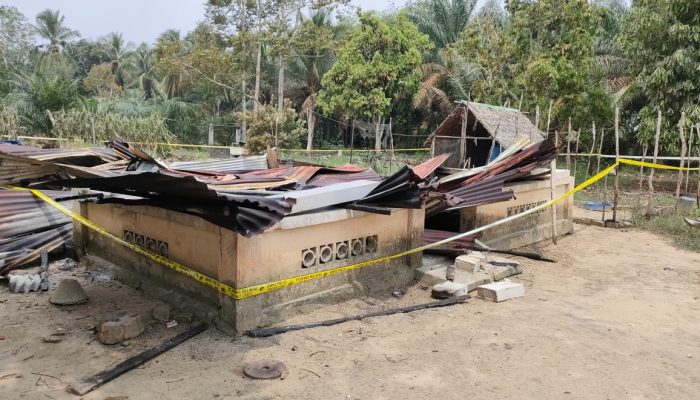 Rumah Warga Tempilang Dilahap Si Jago Merah, 4 Sepeda Motor Hangus