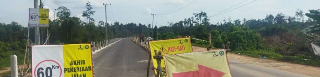 Batas Safety Line Proyek Desa Jeriji – Bikang Dikeluhkan Pengguna Jalan