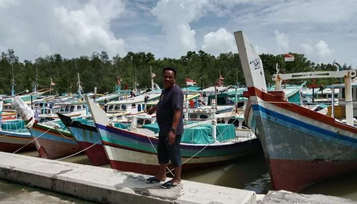 Cuaca Ekstrem dan Alur Dangkal, Ratusan Perahu Nelayan Tidak Melaut