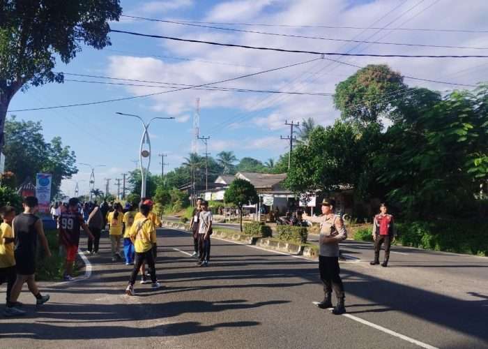 Ratusan Warga Mengikuti Jalan Sehat Waisak Bersama 2569