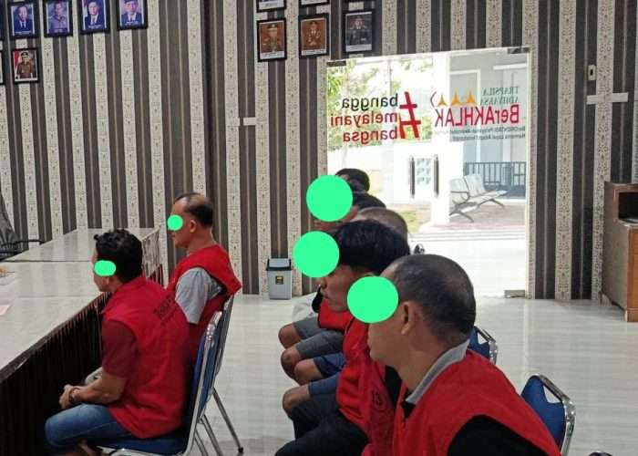 Polres Babar Limpahkan 8 Tersangka Kasus Selundupkan 5 Ton Pasir Timah ke Kejaksaan
