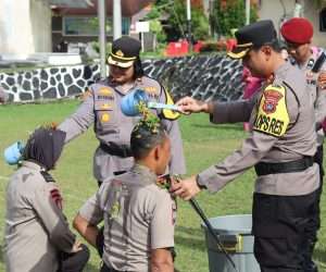 48 Anggota Polres Bangka Naik Pangkat