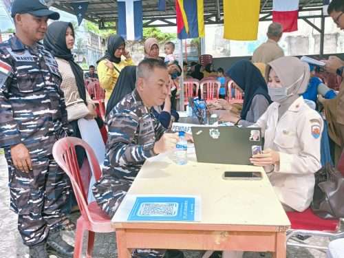 Peduli Kesehatan Warga, TNI AL Pangkalbalam Gelar Baksos Kesehatan Gratis