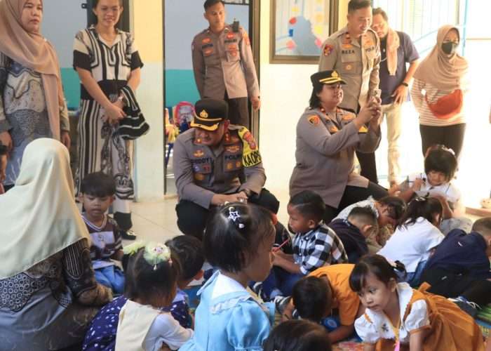 Polisi Sahabat Anak, Kapolres Bangka Ajak Anak TK Belajar Tertib Lalu Lintas