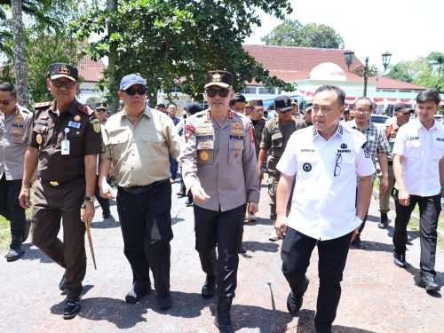 Pantau TPS, Kapolda Babel Pastikan Pilkada Ulang Aman