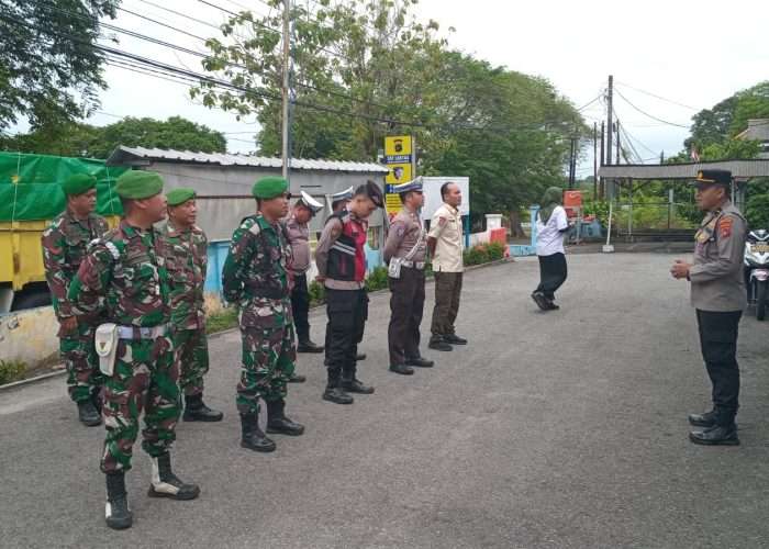 TNI-Polri dan Satpol PP Perketat Pengamanan di DPRD dan Pelabuhan Mentok