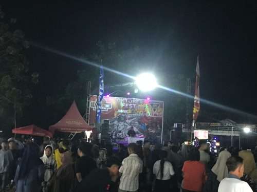 Pacah! Band Regge Dasvin & DJ Rock Yuong Guncang Desa Air Ruai