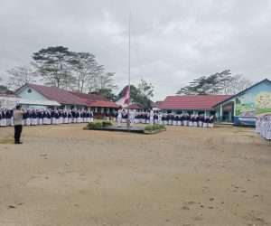 PJU Polres Bangka Kompak Jadi Irup di Sekolah, Ingatkan Pelajar soal Hoaks dan Tawuran