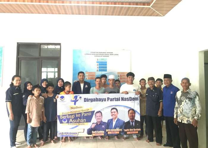 Rangkaian HUT NasDem, DPD Bangka Serahkan Bantuan ke LKSA Al-Kautsar Sungailiat