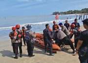 Mahasiswa Tenggelam di Pantai Batu Belayar,  Tim Gabungan Lakukan SAR