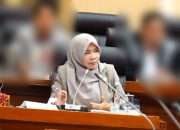 Maryam Soroti Dampak Kenaikan BBM Non-Subsidi