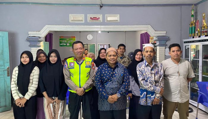 Satlantas Bangka Edukasi Warga Kotawaringin soal Tertib Lalu Lintas