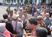 Ratusan Personel Kawal Aksi Damai di Kantor Bupati, Kapolres: Aspirasi Massa Diterima