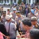 Ratusan Personel Kawal Aksi Damai di Kantor Bupati, Kapolres: Aspirasi Massa Diterima