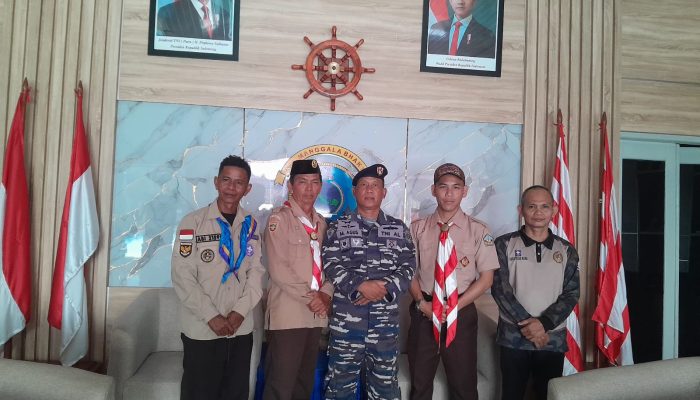 Lanal Babel Dukung Kemah Akbar Ponpes Innayatullah di Pantai Penyusuk