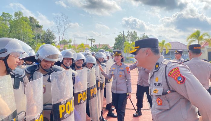 Latih Dalmas, Kapolres Bangka Barat Tekankan Sikap Humanis