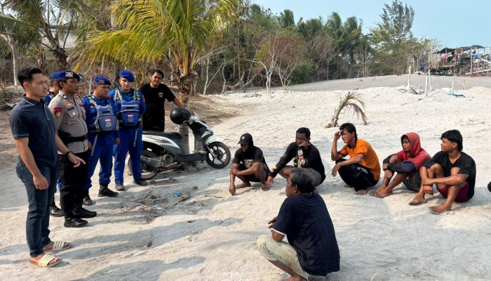 Ponton Rajuk Tower Beraktivitas di Muara Air Kantung, Polisi Beri Teguran