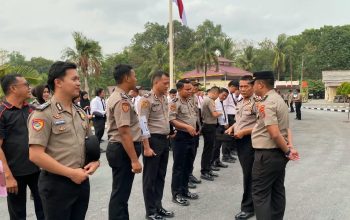 Cek Sikap Tampang Personel, Wakapolres: Disiplin Dimulai dari Diri Sendiri