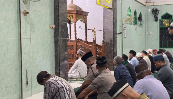 Dari Masjid An-Nur, Kapolres Ajak Warga Jaga Kamtibmas