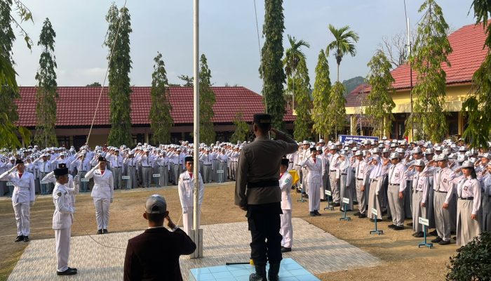 Peduli Pendidikan, Polres Bangka Sambangi Sekolah SD hingga SMA