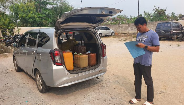 Polres Bangka Amankan Mobil Berisi 240 Liter Pertalite