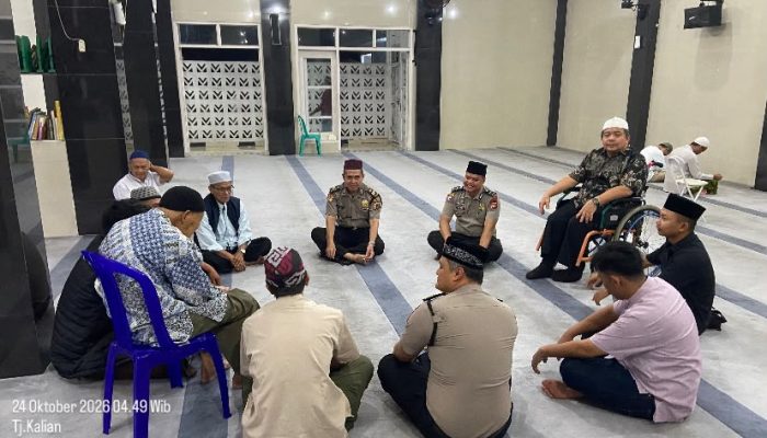 Lewat Subuh Keliling, Polres Babar Perkuat Keamanan dan Kenalkan 110