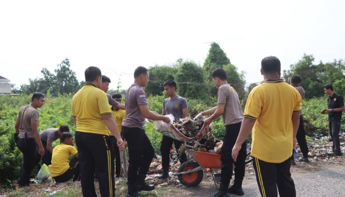 Polres Bangka dan Pemda Gelar Green Policing di Nelayan 1