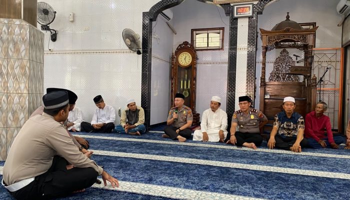 Jumat Keliling di Masjid Ashuro, Kapolres Serap Aspirasi Jamaah